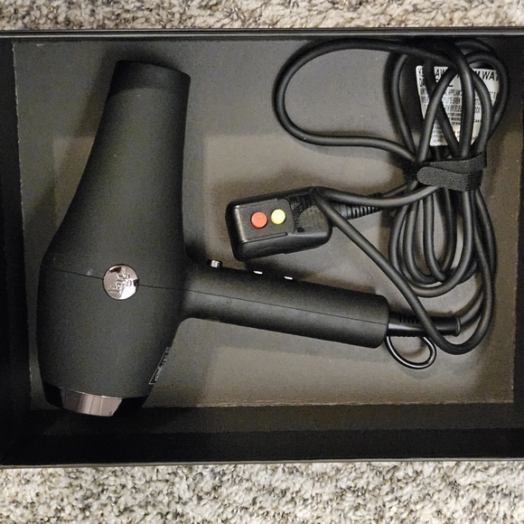 Matte Black L'ange Blowdryer - Picture 10 of 13
